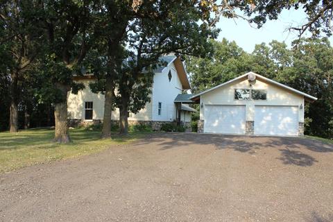 150 Willow Rd, Ottertail, MN 56571 photo 1