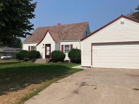 211 Wheat Ave, Hatton, ND 58240 photo 1