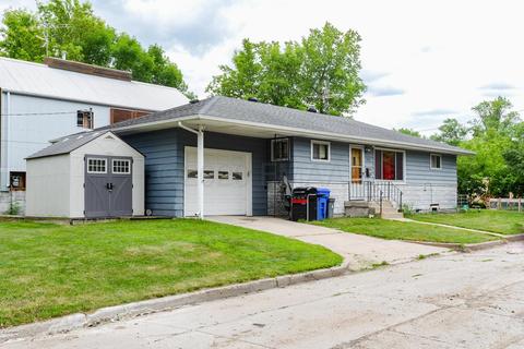 1536 3 St S, Fargo, ND 58103 photo 1