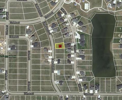 7376 Eagle Pointe Dr S, Fargo, ND 58103 photo 1