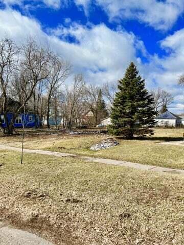 110 3rd St N, Fairmount, ND 58030 photo 1