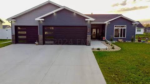 244 Redwood Dr, Mapleton, ND 58059 photo 1