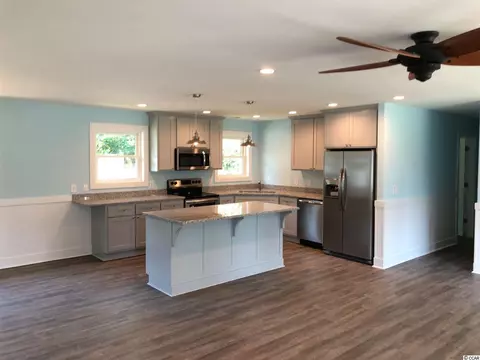 511 N 8th Ave N, Surfside Beach, SC 29575 photo 5