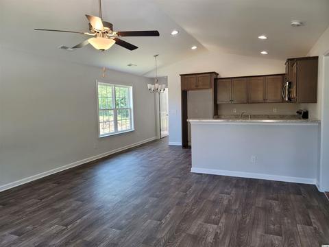 81 Desurrency Ct, Georgetown, SC 29440 photo 4