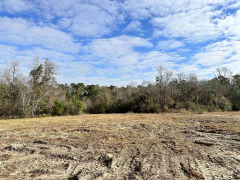 4190 Double Dee Rd, Aynor, SC 29511
