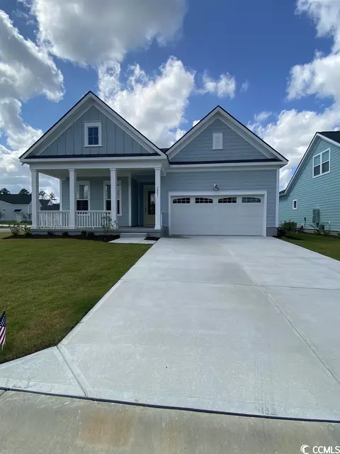 5001 Whitsett St, Murrells Inlet, SC 29576