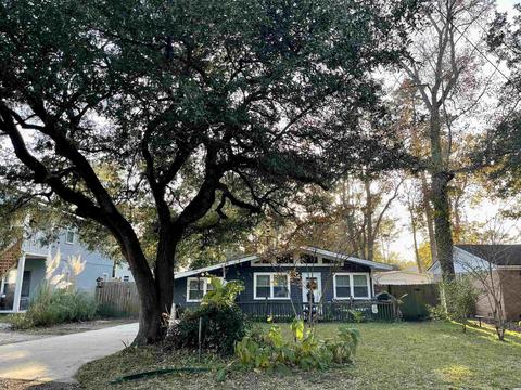 617 6th Ave S, Surfside Beach, SC 29575