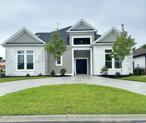 817 Bluffview Dr, Myrtle Beach, SC 29579