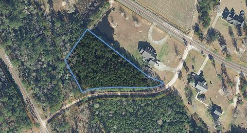 19 Pisgah Church Road, Galivants Ferry, SC 29544