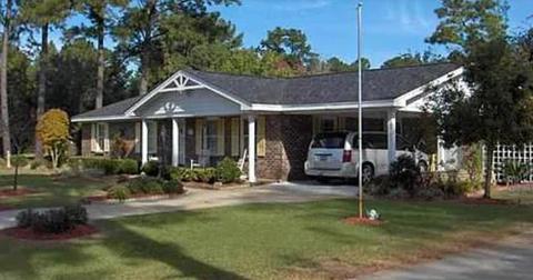916 Power Ave, Georgetown, SC 29440