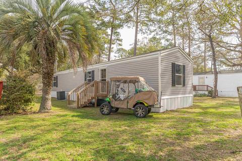 608 Live Oak Dr, Murrells Inlet, SC 29576