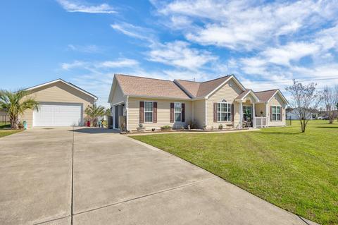 509 Carolina Hickory Dr, Loris, SC 29569