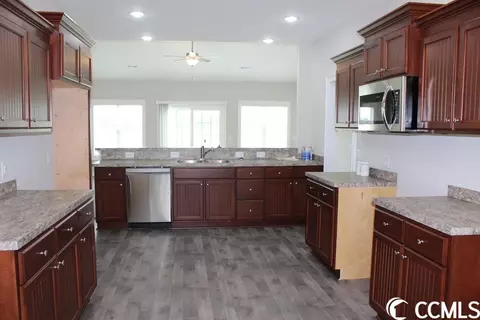 972 Log Cabin Rd, Loris, SC 29569 photo 8
