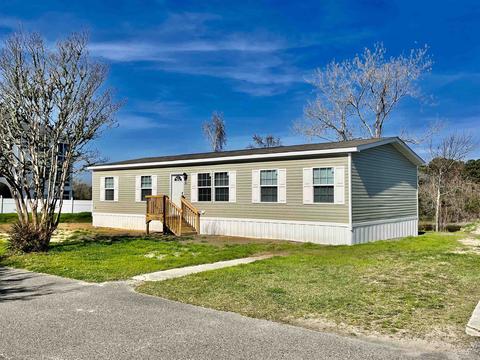 801 Waterway Dr, North Myrtle Beach, SC 29582