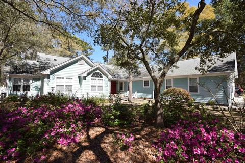 608 Tyson Dr, Pawleys Island, SC 29585
