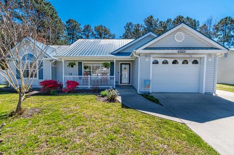 1035 Chateau Dr, Conway, SC 29526