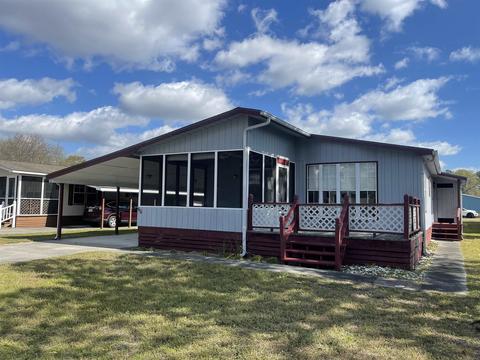510 Oceanside Dr, Surfside Beach, SC 29575