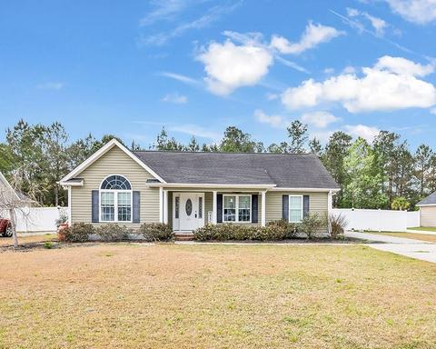 214 Fox Hunt Pl, Galivants Ferry, SC 29544