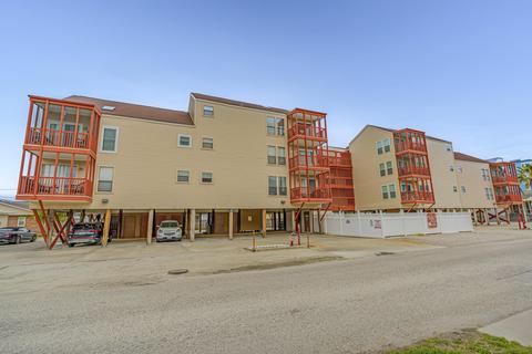 212 29th Ave N #205, North Myrtle Beach, SC 29582