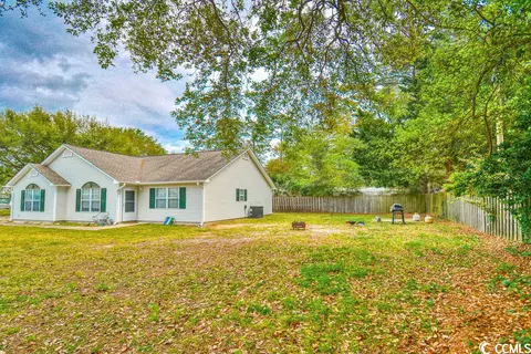 537 Sunnyside Ave, Murrells Inlet, SC 29576