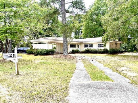 232 Elm St, Fair Bluff, NC 28439 photo 1