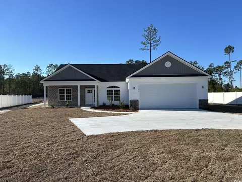 1086 Fox Bay Rd, Loris, SC 29569