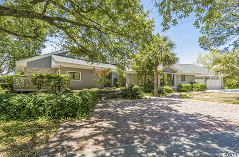 301 21st Ave S, Myrtle Beach, SC 29577