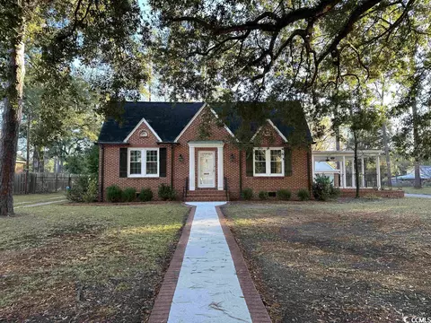 716 Live Oak Ave, Kingstree, SC 29556