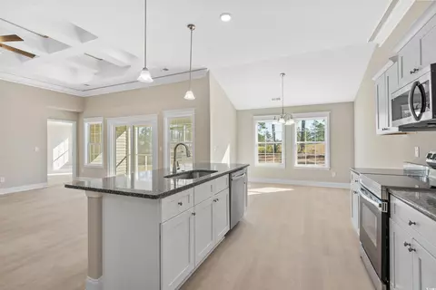 Kitchen - 374 Long Meadow Dr, Loris, SC 29569 photo 4 of 4