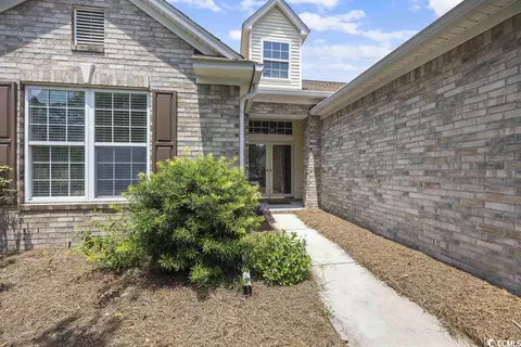 10 Thrasher Ct, Pawleys Island, SC 29585