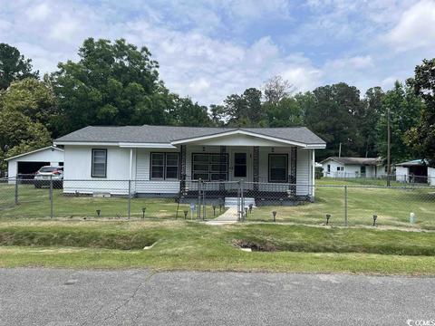 64 Donnelly St, Hemingway, SC 29554
