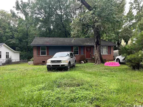 311 E Lincoln Pl, Mullins, SC 29574