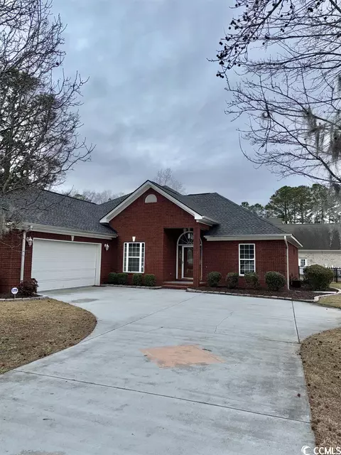 137 Waterhall Dr, Murrells Inlet, SC 29576