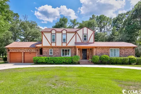 863 Crooked Oak Dr, Pawleys Island, SC 29585