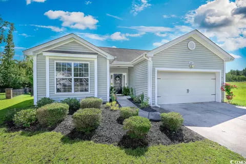 609 Blue Daisy Ct, Loris, SC 29569