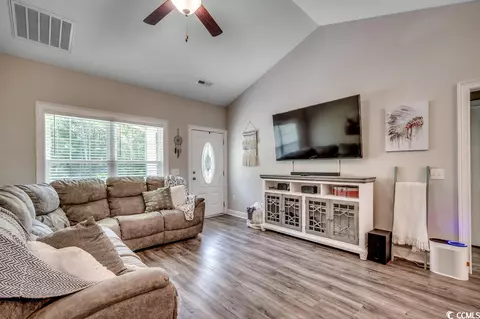 1023 Suggs St, Loris, SC 29569 photo 10