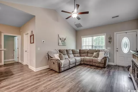 1023 Suggs St, Loris, SC 29569 photo 9