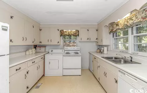 715 S 4th Ave, Surfside Beach, SC 29575 photo 7