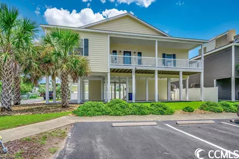 204 21st Ave S, North Myrtle Beach, SC 29582