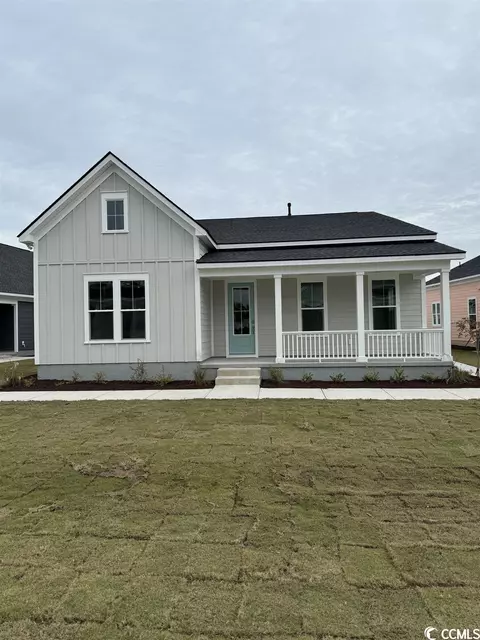 6044 Curran St, Murrells Inlet, SC 29576