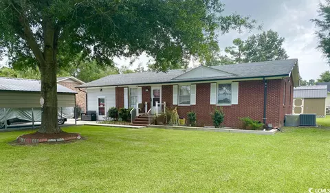 607 Elmwood St, Andrews, SC 29510