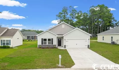 386 Long Meadow Dr, Loris, SC 29569