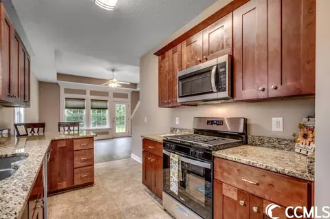 907 Oglethorpe Dr, Conway, SC 29527 photo 6