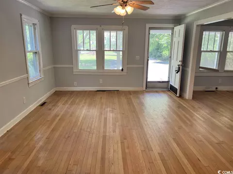 238 E Wine St, Mullins, SC 29574 photo 3