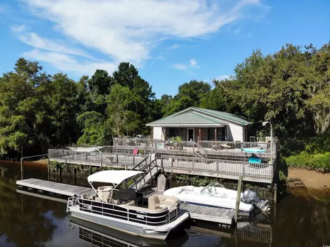 33 Boating Ln, Pawleys Island, SC 29585