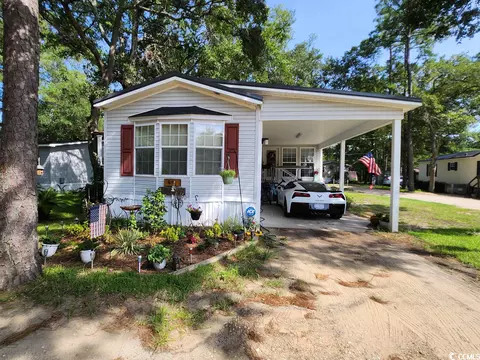 515 Clubhouse Dr, Murrells Inlet, SC 29576
