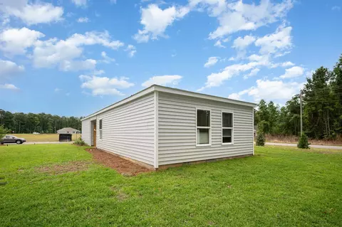 3719 Bumble Bee Dr, Shallotte, NC 28470 photo 2
