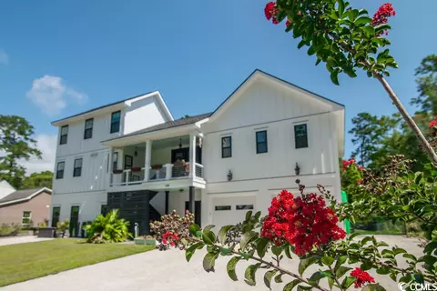 130 Gray Mans Loop, Pawleys Island, SC 29585