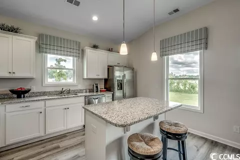 Kitchen - 159 Wagner Cir, Conway, SC 29526 photo 4 of 4