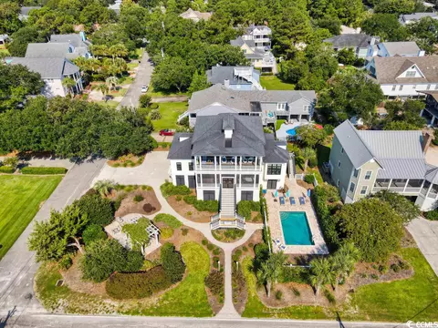 611 Parker Dr, Pawleys Island, SC 29585